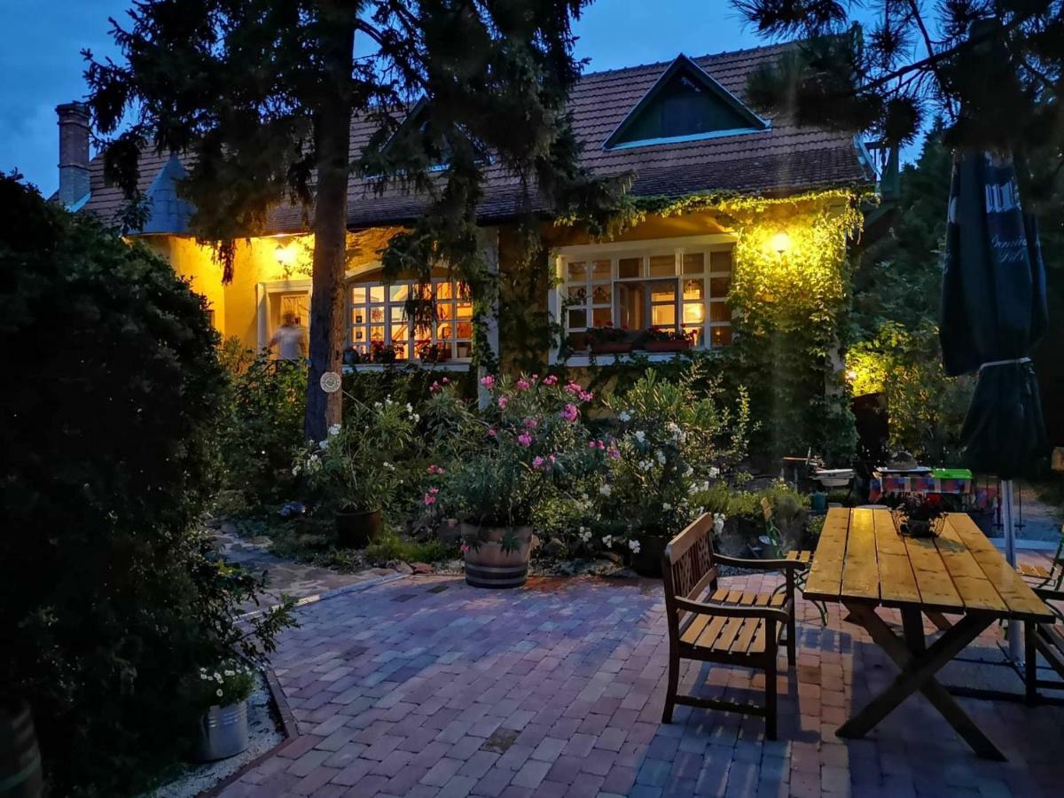 Villa-Magdi Vendeghaz Révfülöp Zewnętrze zdjęcie
